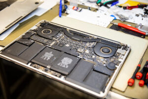 Hogyan őrizd meg minél tovább a MacBookod állapotát?
